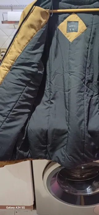 Abrigo hombre capucha