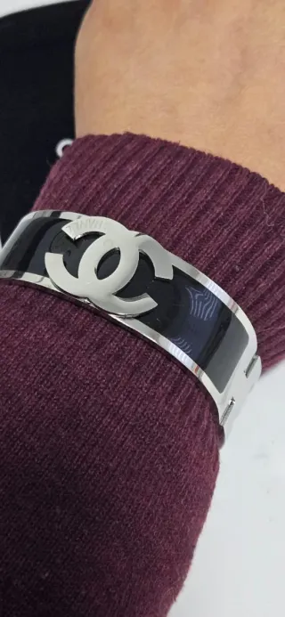 Pulsera Chanel Negra y plateado