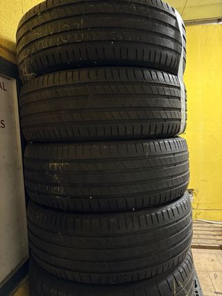 4 ruedas Michelin 235/60 R18 03W