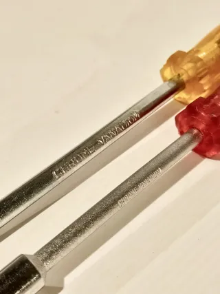 2 destornilladores boca tubo 6 y 7mm