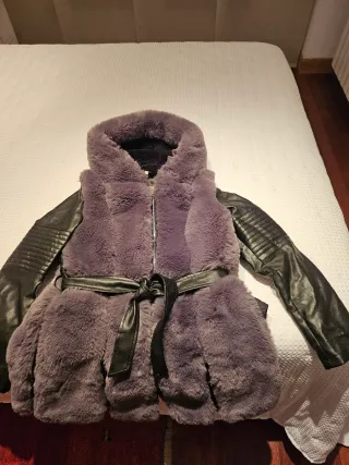 Abrigo de pelo y polipiel talla M