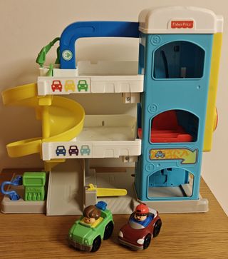 Parking Fisher Price con coches