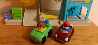 Parking Fisher Price con coches