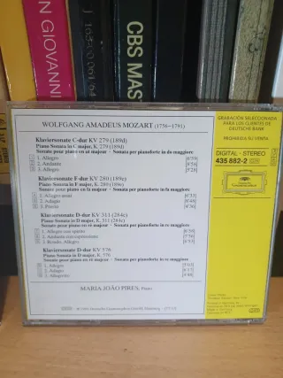 CDs Mozart Piano sonatas Maria João Pires