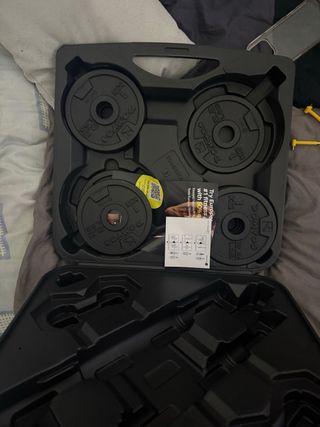 Banco de pesas y mancuernas