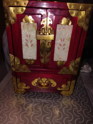 Joyero Asiático Rojo y Dorado