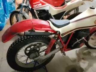 Montesa Cota 242 Trial