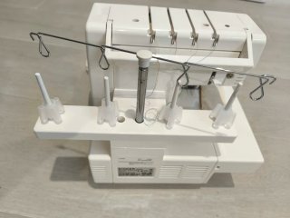 Máquina de coser Singer 14SH654