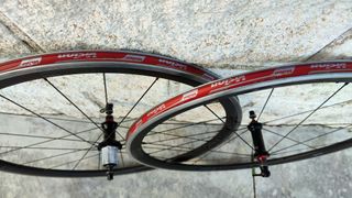 Bicicleta carretera 11v carbono desarrollo escuela