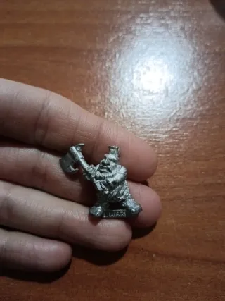 Enano de plomo Warhammer (2)
