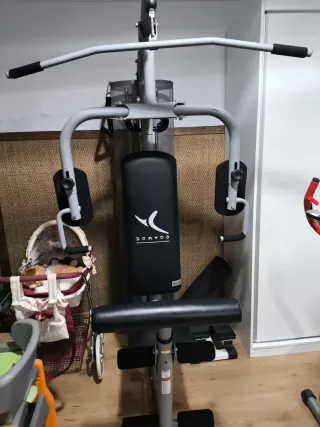 Máquina de gimnasio multifunción