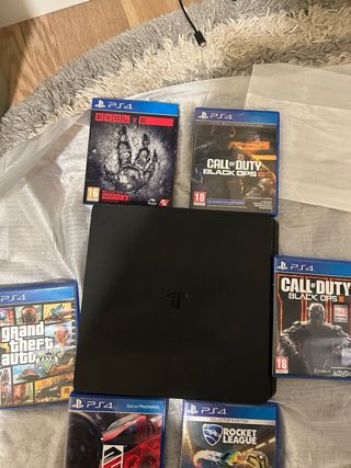 PS4 (SLIM) (1TB) Negra+3 Mandos y 6 Juegos