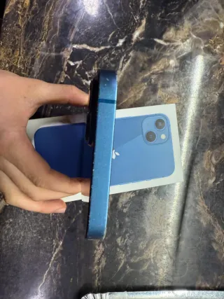 iPhone 13 Azul