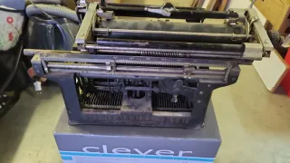 Máquina de escribir Underwood antigua