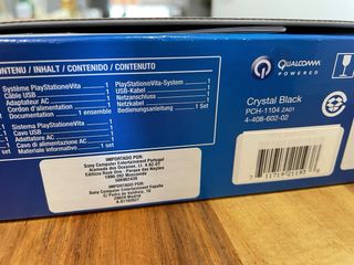 PS Vita PCH-1104 OLED 3G Crystal Black nueva