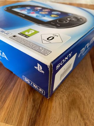 PS Vita PCH-1104 OLED 3G Crystal Black nueva