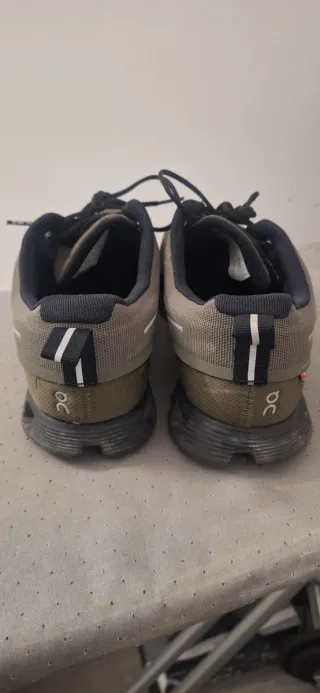 Zapatillas ON Running Hombre Verde/Negro