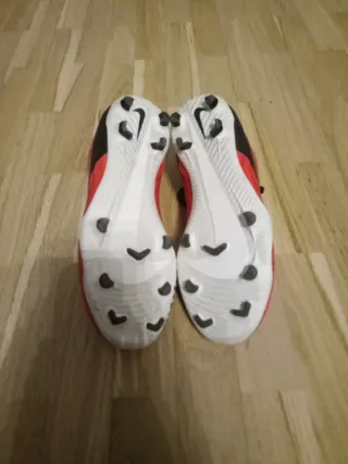 Botas de fútbol Nike Phantom