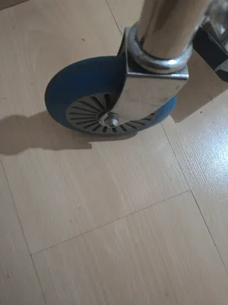 Patinete 2 ruedas manillar regulable