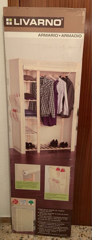 Armario Livarno madera y tela