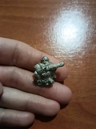Miniatura Enano Plomo Warhammer (4)