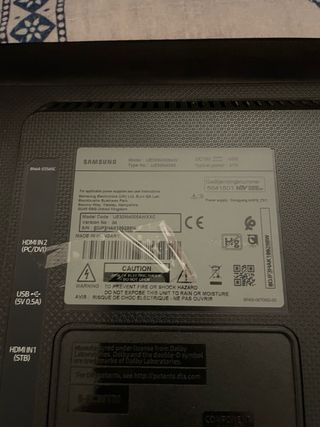 Samsung TV 32” modelo UE32M4005AW