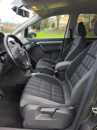 Volkswagen Touran 2011