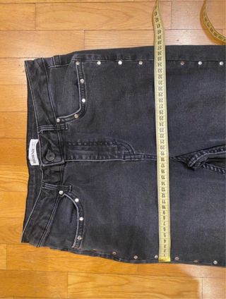 Pantalones vaqueros flare con tachuelas Brownie