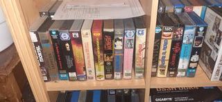 Lote di film in VHS e Betamax