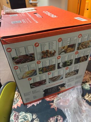 Freidora de aire Cosori 5.5L Nueva