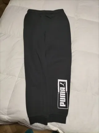 Pantalón chándal Puma negro