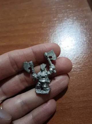 Enano Plomo Warhammer (8)