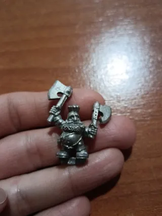 Enano Plomo Warhammer (8)