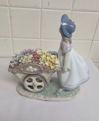 Carro con flores Lladró