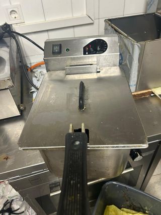 Freidora industrial eléctrica