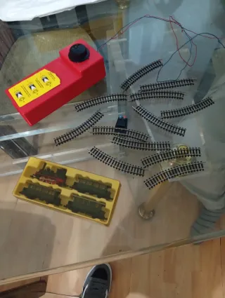 Tren eléctrico vías y mando