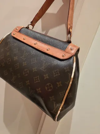 Bolso Louis Vuitton Marrón y Dorado