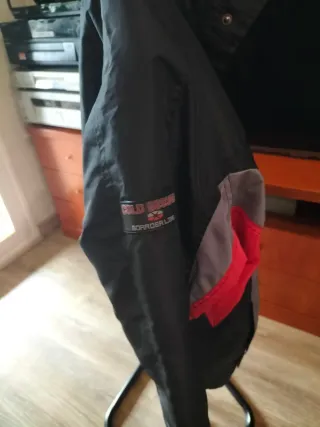 Chaqueta de moto negra y roja, talla S