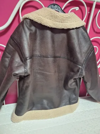 Chaqueta aviador forrada marrón y beige