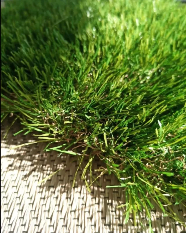 Césped Artificial RG ALMACENES Ancho 2 y 4 metros