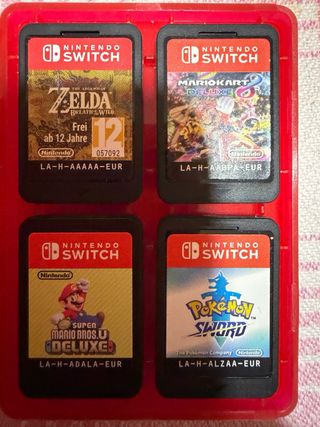 Nintendo Switch Blu e Rosso + 4 giochi