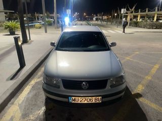 Volkswagen Passat 1998