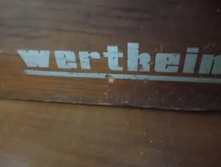 Máquina de coser Wertheim