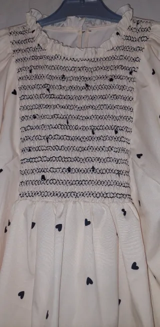 Blusa Nido Abeja estampado Corazones ,Talla S