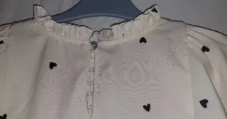 Blusa Nido Abeja estampado Corazones ,Talla S