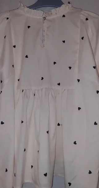 Blusa Nido Abeja estampado Corazones ,Talla S