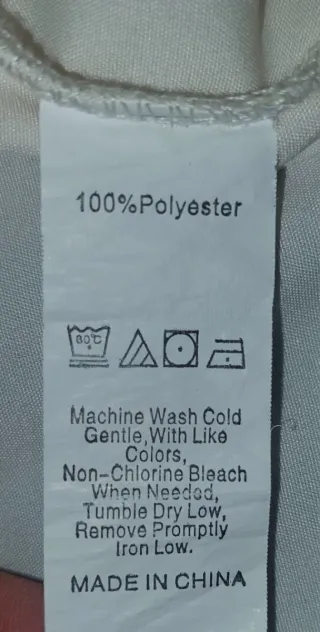 Blusa Nido Abeja estampado Corazones ,Talla S