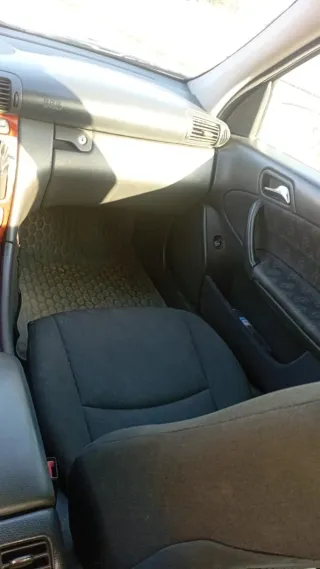 Mercedes-Benz Clase C 2001