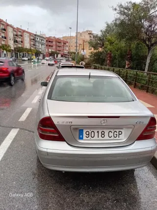 Mercedes-Benz Clase C 2001