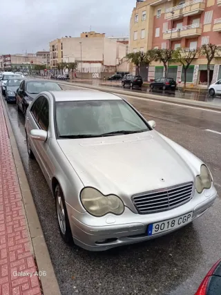 Mercedes-Benz Clase C 2001